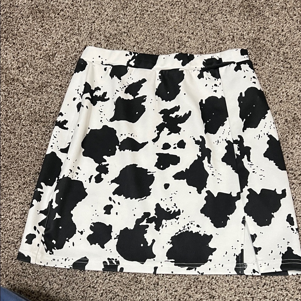 Stylish cow print Women's Skirt